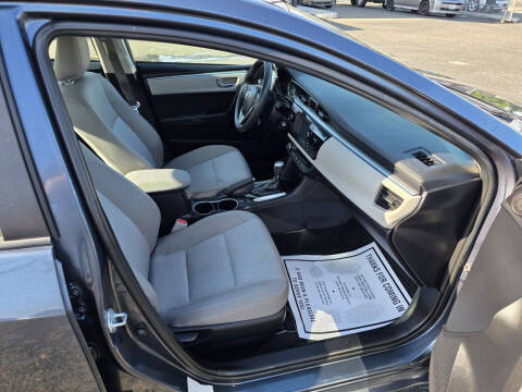 2016 Toyota Corolla LE