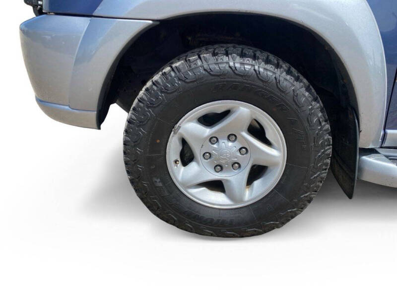 2002 Toyota Sequoia SR5