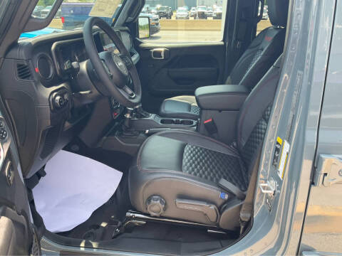 2026 Jeep Gladiator Shadow Ops