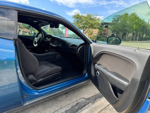 2020 Dodge Challenger SXT