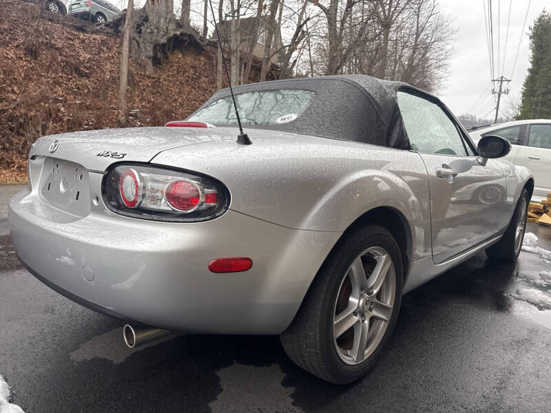 2006 Mazda MX-5 Miata