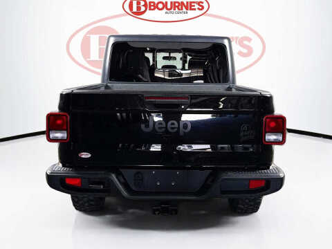 2022 Jeep Gladiator Willys