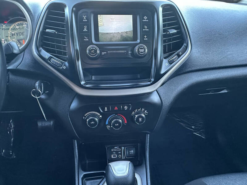 2018 Jeep Cherokee Latitude