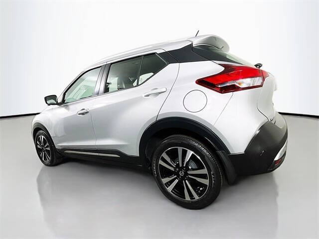 2019 Nissan Kicks SR