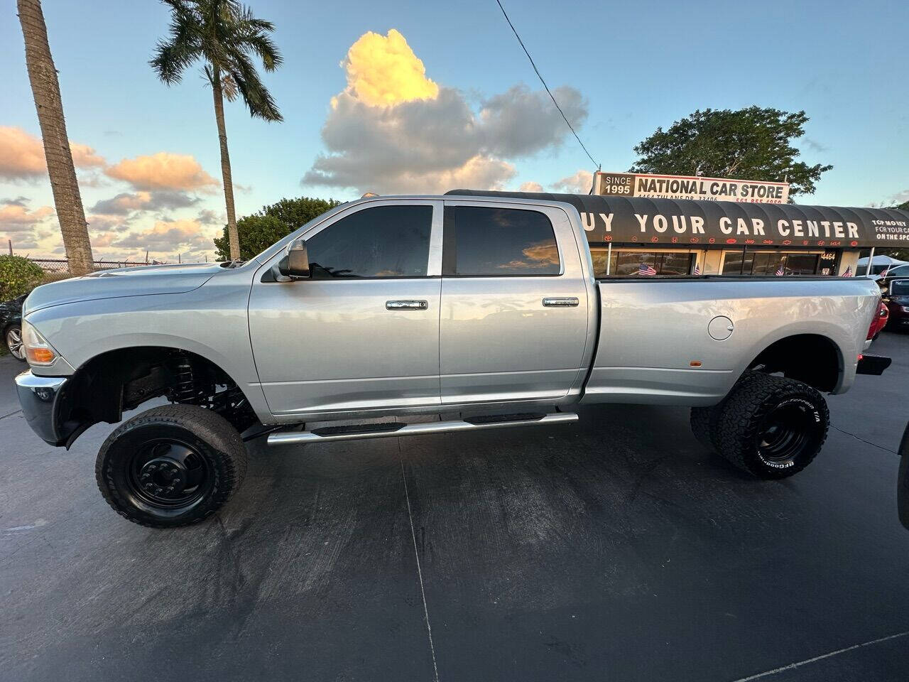 2012 DODGE Ram Pickup - $28,900
