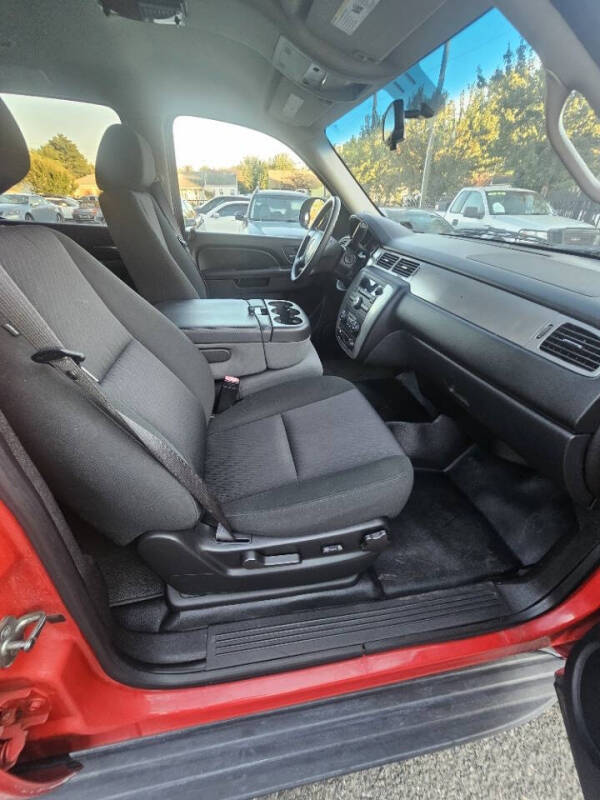 2012 Chevrolet Tahoe Special Service