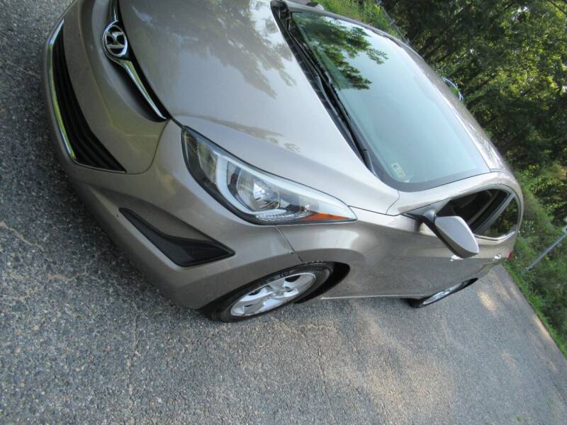 2014 Hyundai Elantra for sale at 4Auto Sales, Inc. in Fredericksburg VA