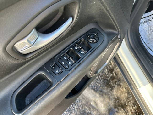 2023 Jeep Renegade Latitude