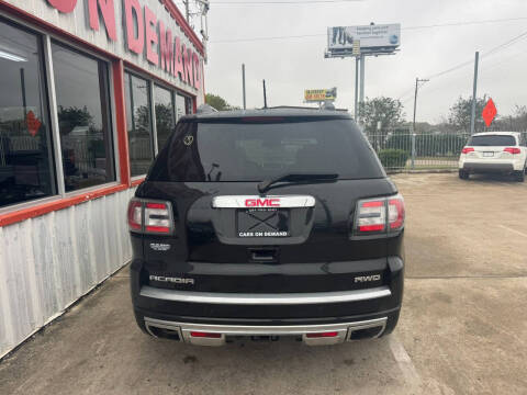 2015 GMC Acadia Denali