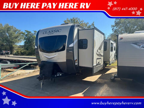 2019 Forest River Flagstaff 8320KBS for sale at BUY HERE PAY HERE RV in Burleson TX