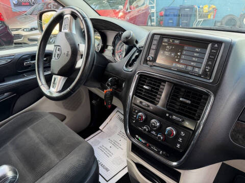 2016 Dodge Grand Caravan SE Plus