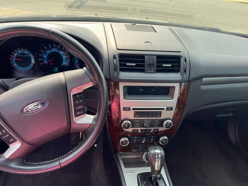 2011 Ford Taurus Limited