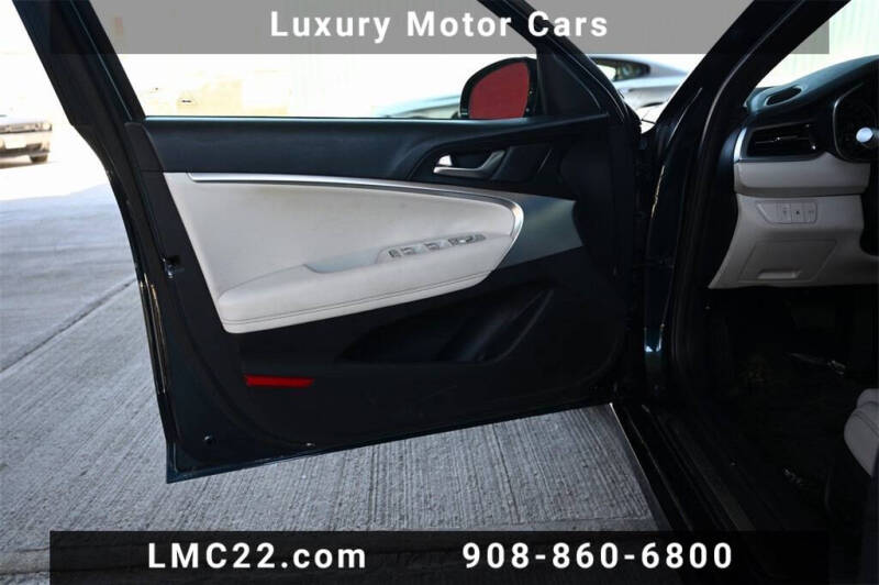 2024 Genesis G70