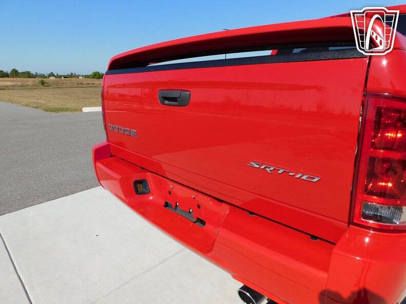 2004 Dodge Ram 1500 SRT-10