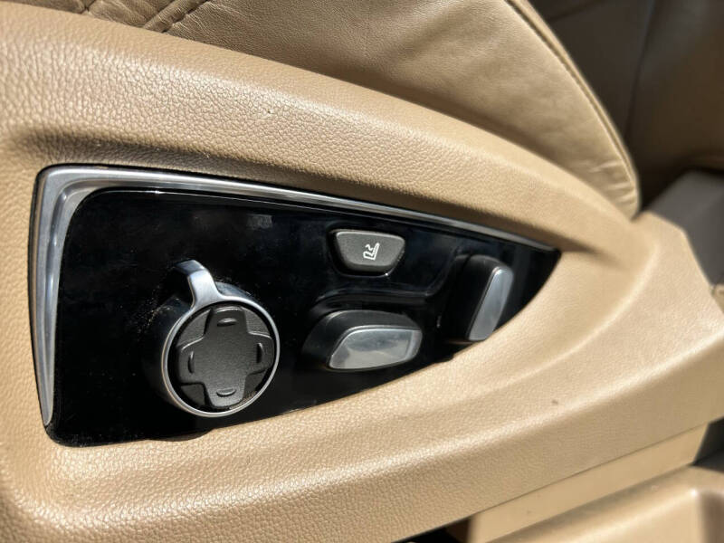 2018 Cadillac Escalade ESV Platinum