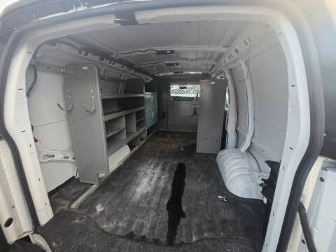 2017 Chevrolet Express 2500