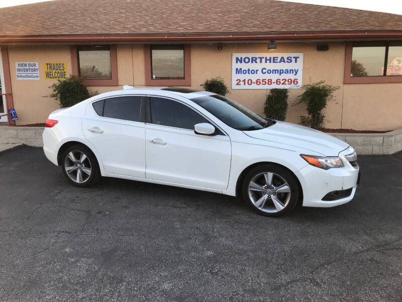 2013 Acura ILX 2.0L w/Tech