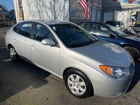 2007 Hyundai Elantra for sale at American Dream Motors in Everett WA