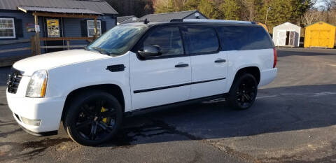 2011 Cadillac Escalade ESV for sale at Shifting Gearz Auto Sales in Lenoir NC