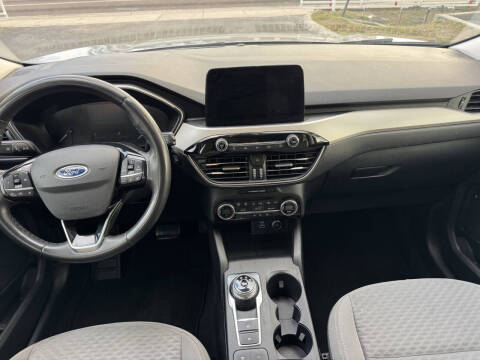 2021 Ford Escape SE