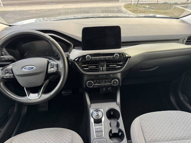 2021 Ford Escape SE