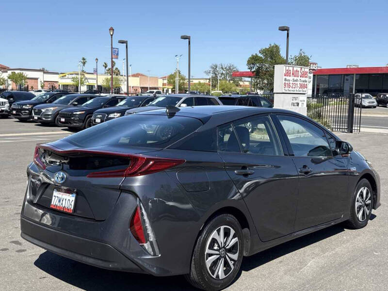 2017 Toyota Prius Prime Plus