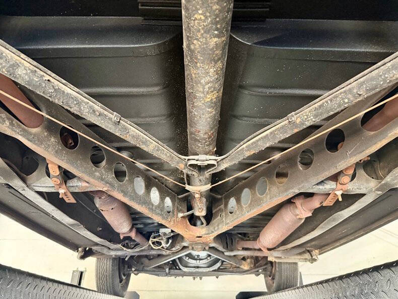 1948 Ford Super Deluxe