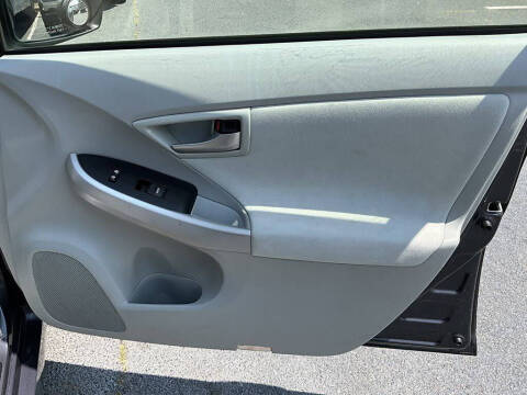 2012 Toyota Prius Two