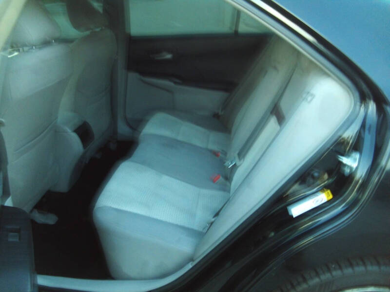 2012 Toyota Camry LE