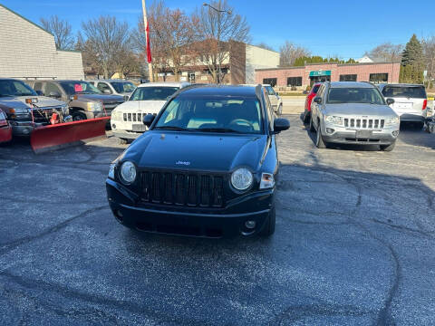 2007 Jeep Compass for sale at BADGER LEASE & AUTO SALES INC in West Allis WI