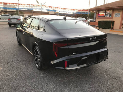 2025 Kia K4 GT-Line