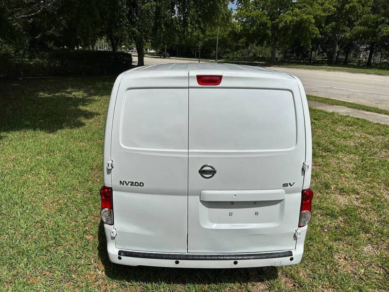 2019 Nissan NV200