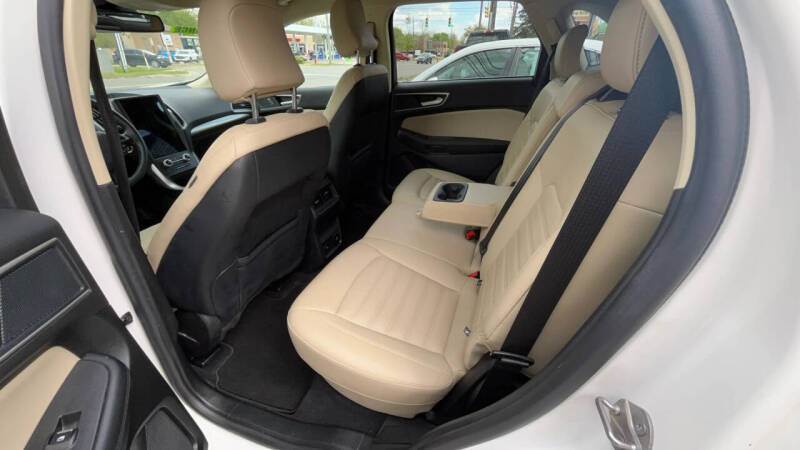 2024 Ford Edge