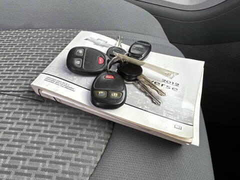2012 Chevrolet Traverse LS