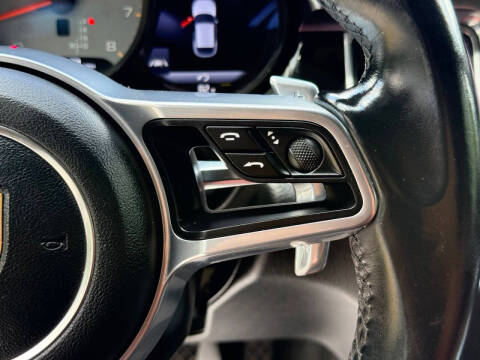 2017 Porsche Macan S