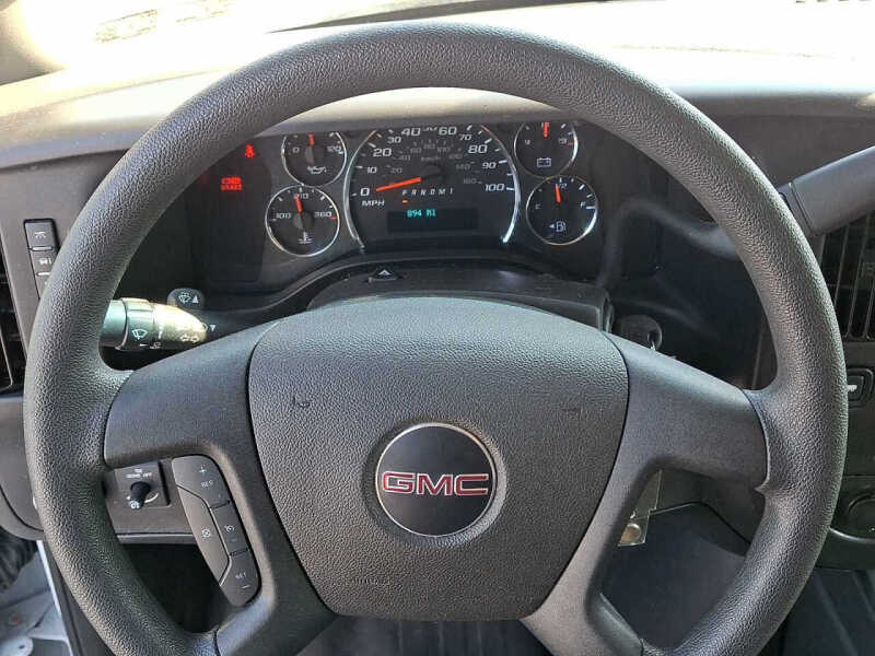 2024 GMC Savana 2500