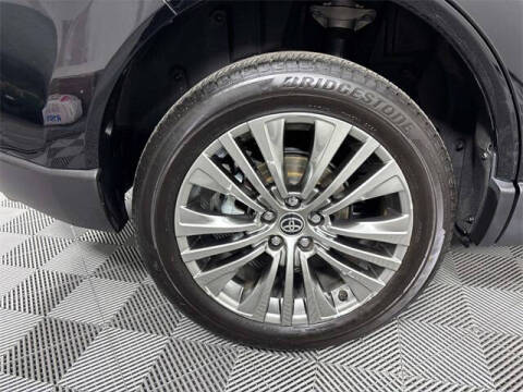 2024 Toyota Venza XLE