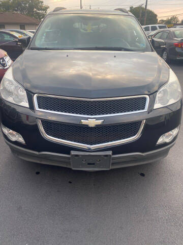 2010 Chevrolet Traverse for sale at Right Choice Automotive in Rochester NY