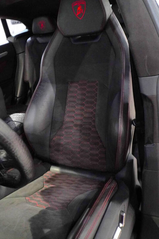 2019 Lamborghini Urus