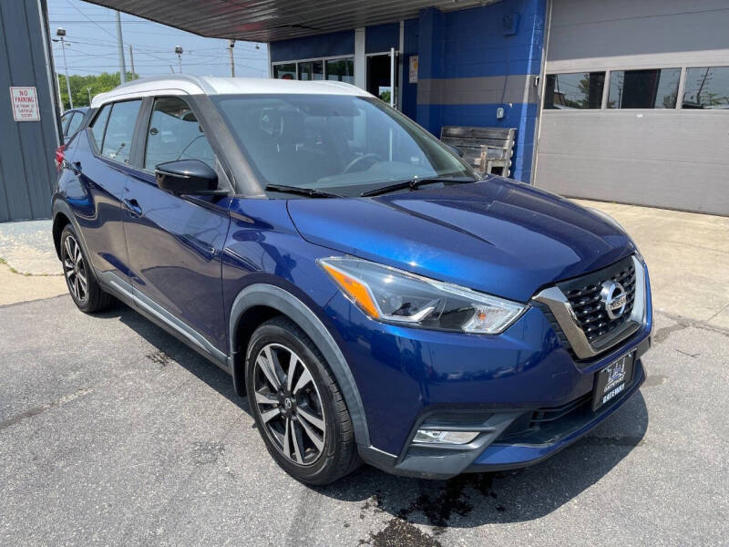 2019 Nissan Kicks SR