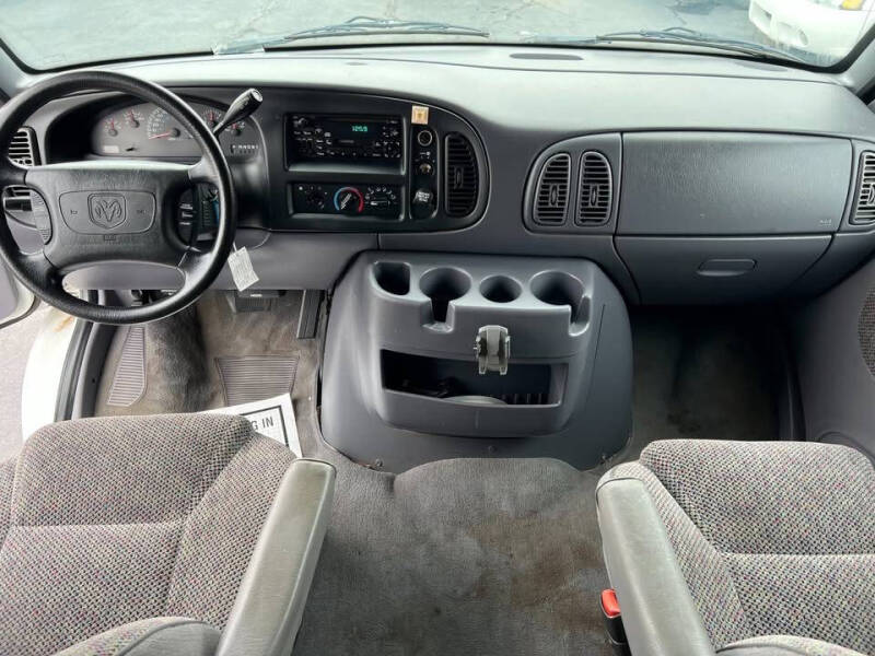 1999 Dodge Ram Van 2500