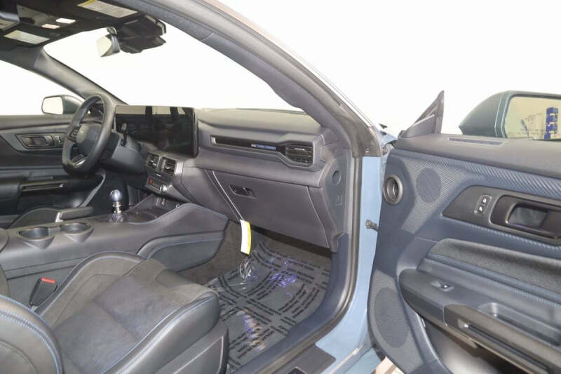 2024 Ford Mustang Dark Horse