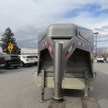 2023 GR 28FT STOCK TRAILER