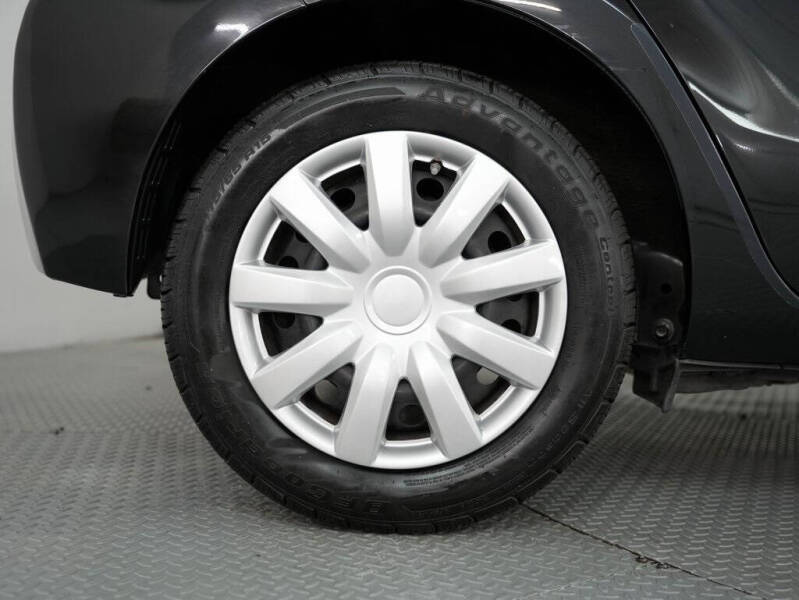 2015 Toyota Prius c One