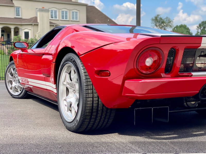 2005 Ford GT