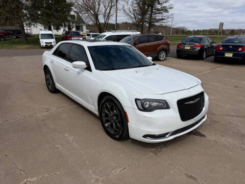 2017 Chrysler 300 S