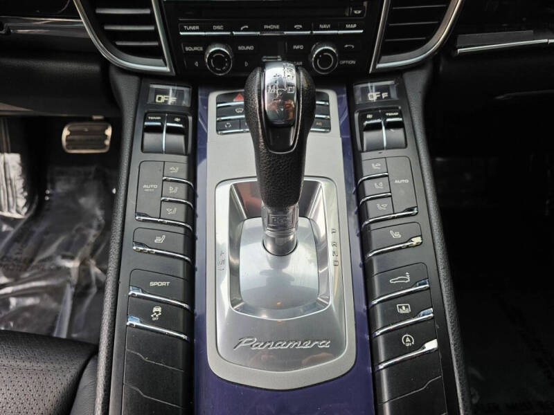 2011 Porsche Panamera