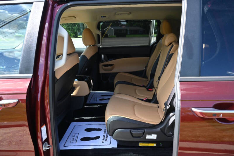 2022 Kia Carnival EX