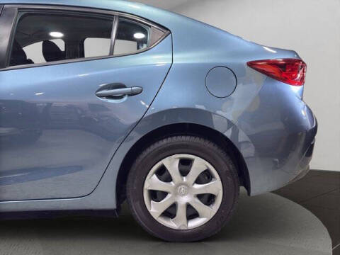 2015 Mazda MAZDA3 i SV