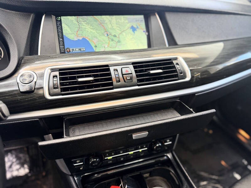 2014 BMW 5 Series 550i Gran Turismo